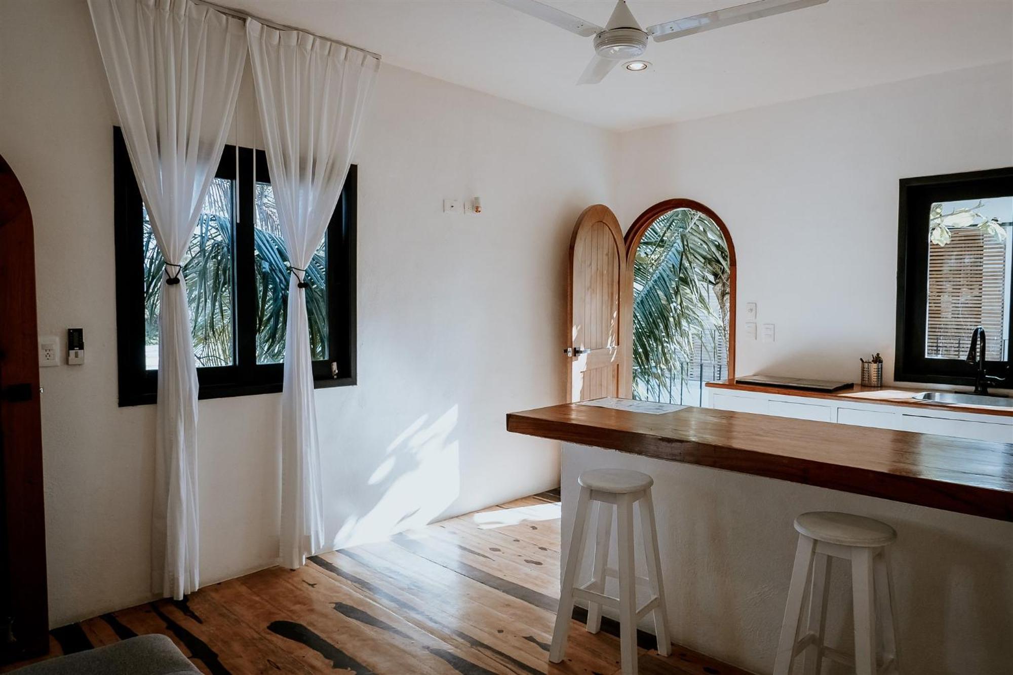 Apartments & Suites Madre Holbox Self-Check In Exterior photo